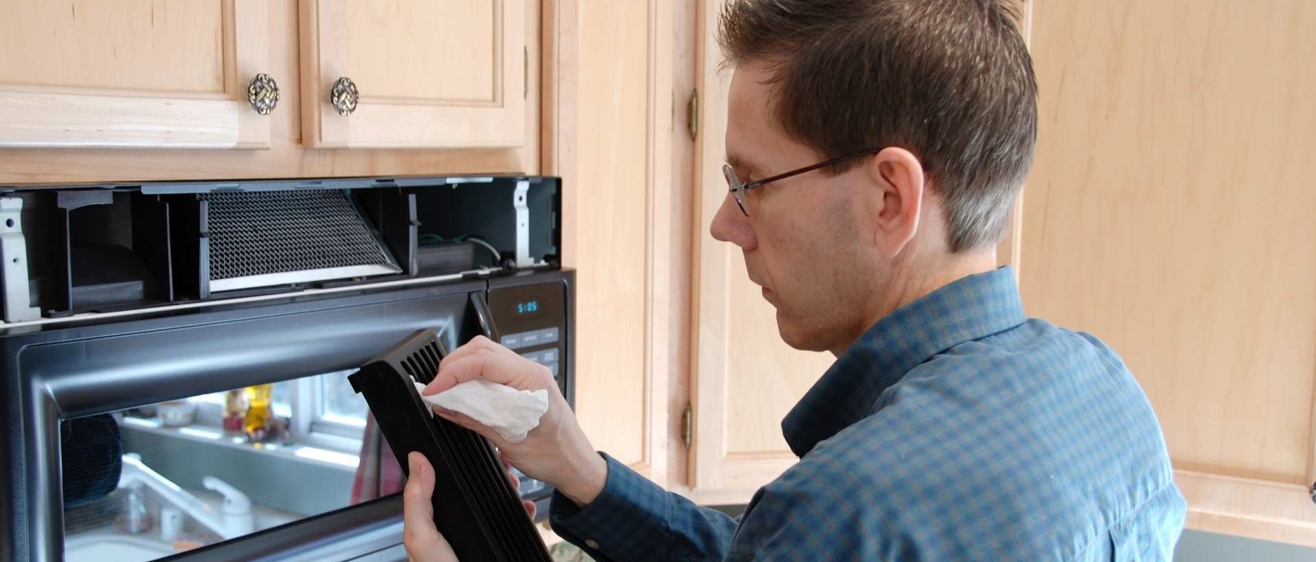 Kitchen fitters KT15